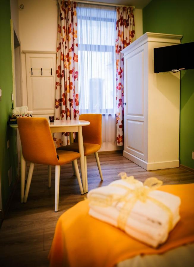 Ferienwohnung Brassai Square Brașov Exterior foto